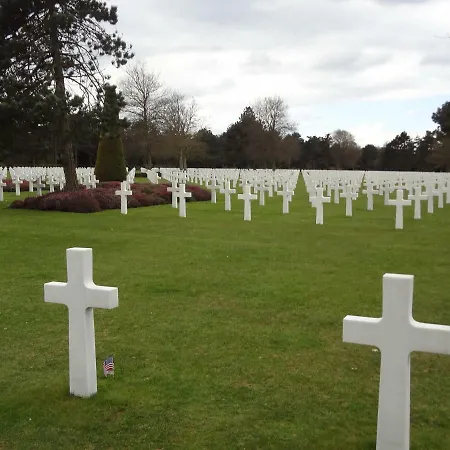 Maison De * Trevieres